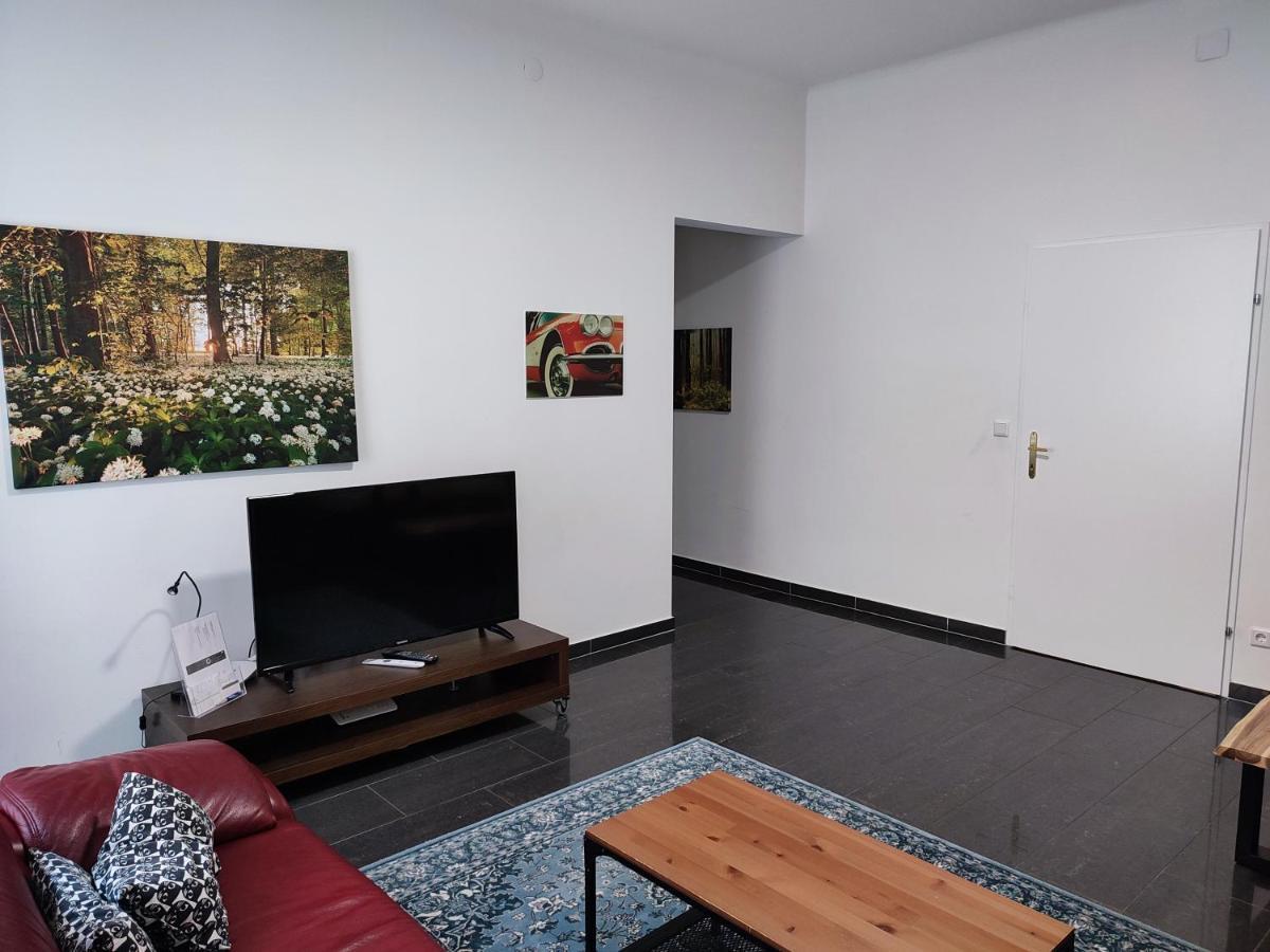 וינה Apartments Near Schoenbrunn Palace מראה חיצוני תמונה