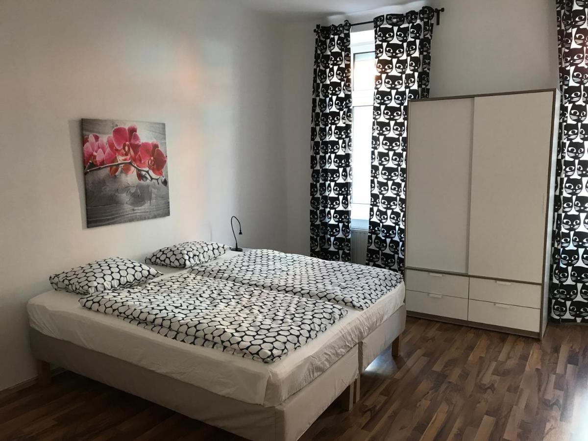 וינה Apartments Near Schoenbrunn Palace מראה חיצוני תמונה
