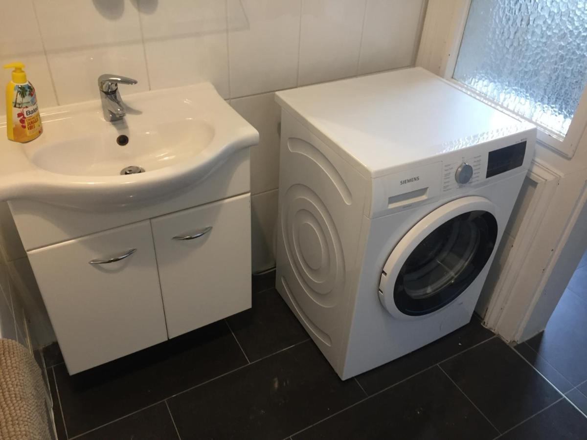 וינה Apartments Near Schoenbrunn Palace מראה חיצוני תמונה