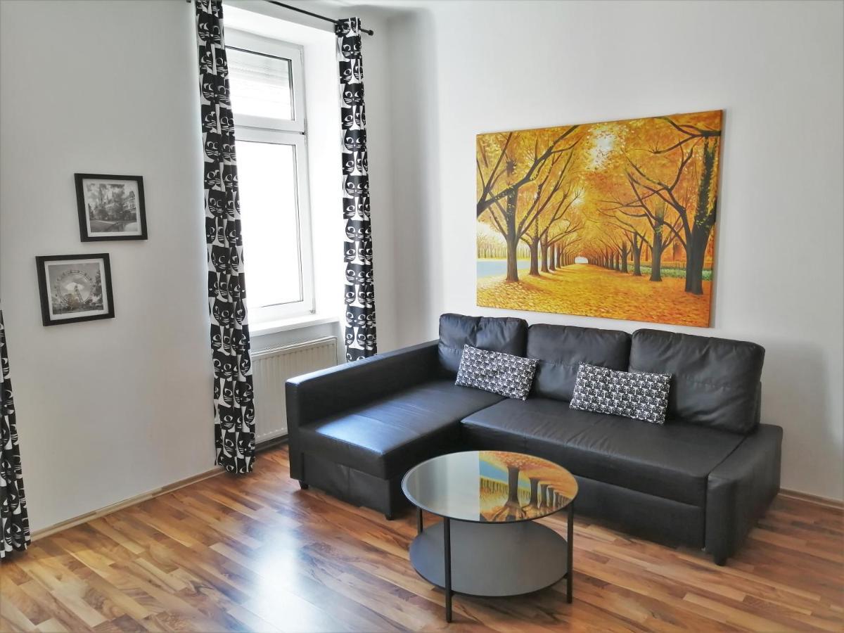 וינה Apartments Near Schoenbrunn Palace מראה חיצוני תמונה