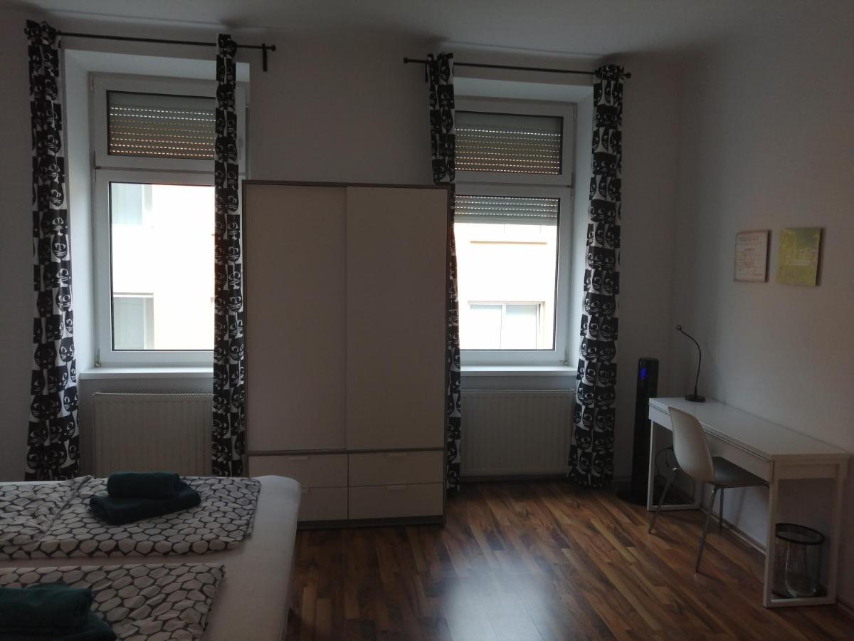 וינה Apartments Near Schoenbrunn Palace מראה חיצוני תמונה
