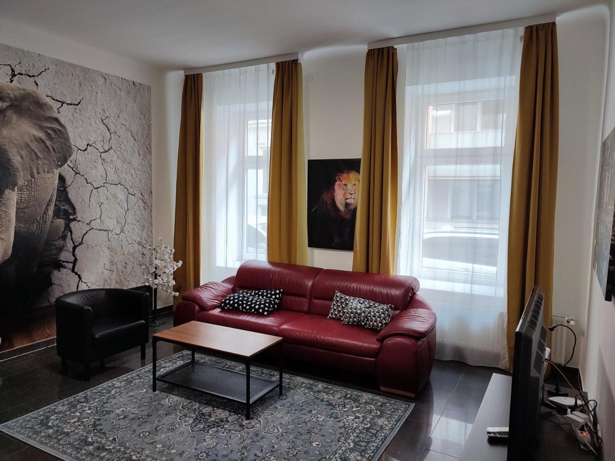 וינה Apartments Near Schoenbrunn Palace מראה חיצוני תמונה