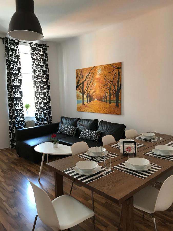וינה Apartments Near Schoenbrunn Palace מראה חיצוני תמונה